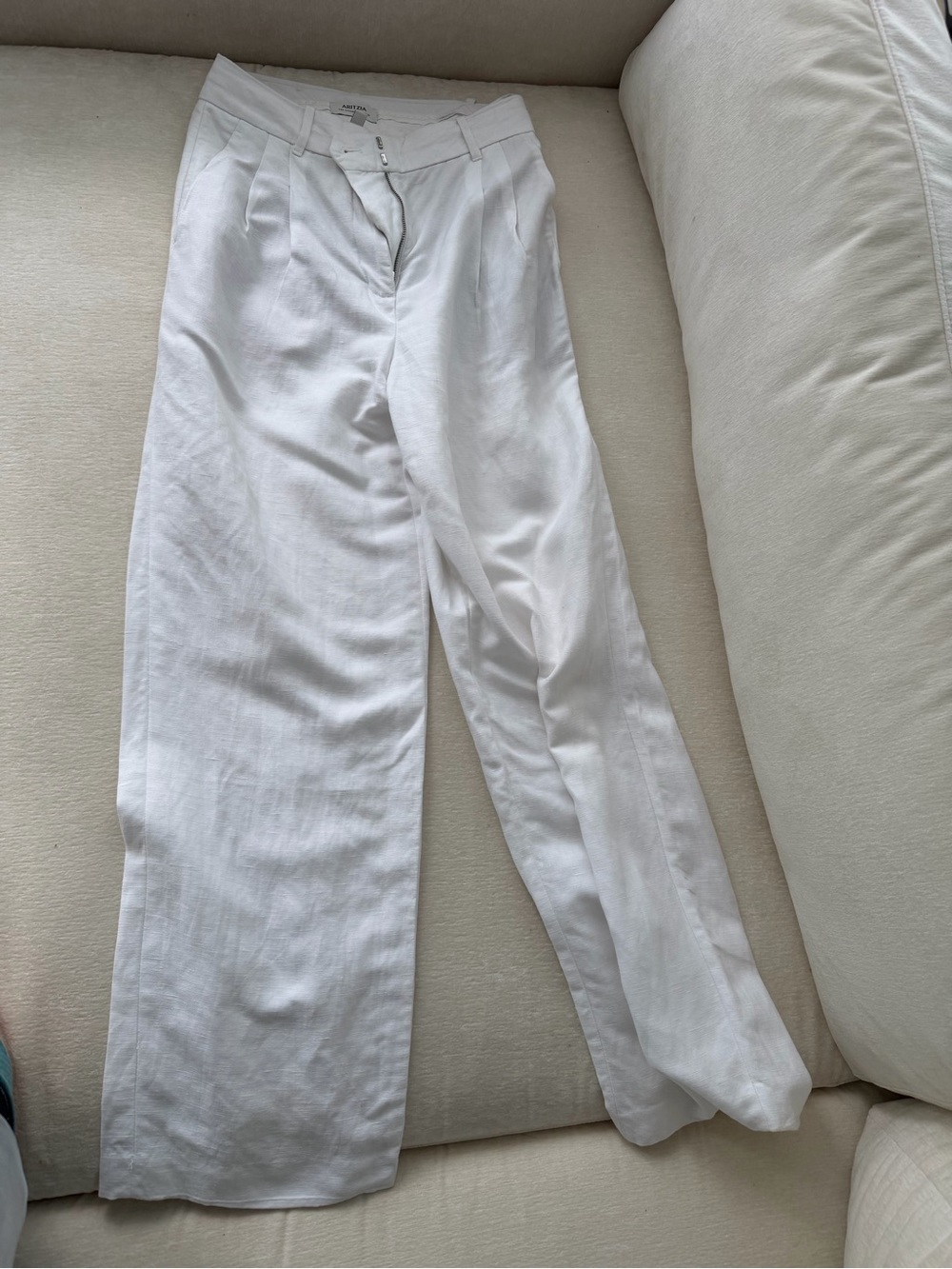 Aritzia White Wide-Leg Tailored Linen Pants - Aritzia